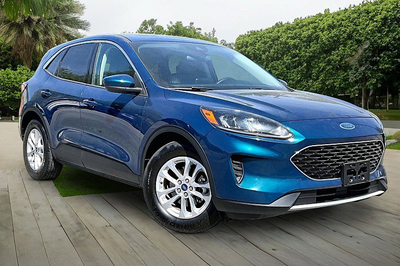 Used 2020 Ford Escape SE image 11