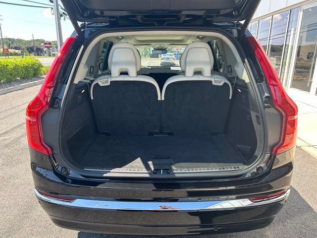 Certified 2025 Volvo XC90 B5 Core w/ Climate Package AWD/4WD image 11