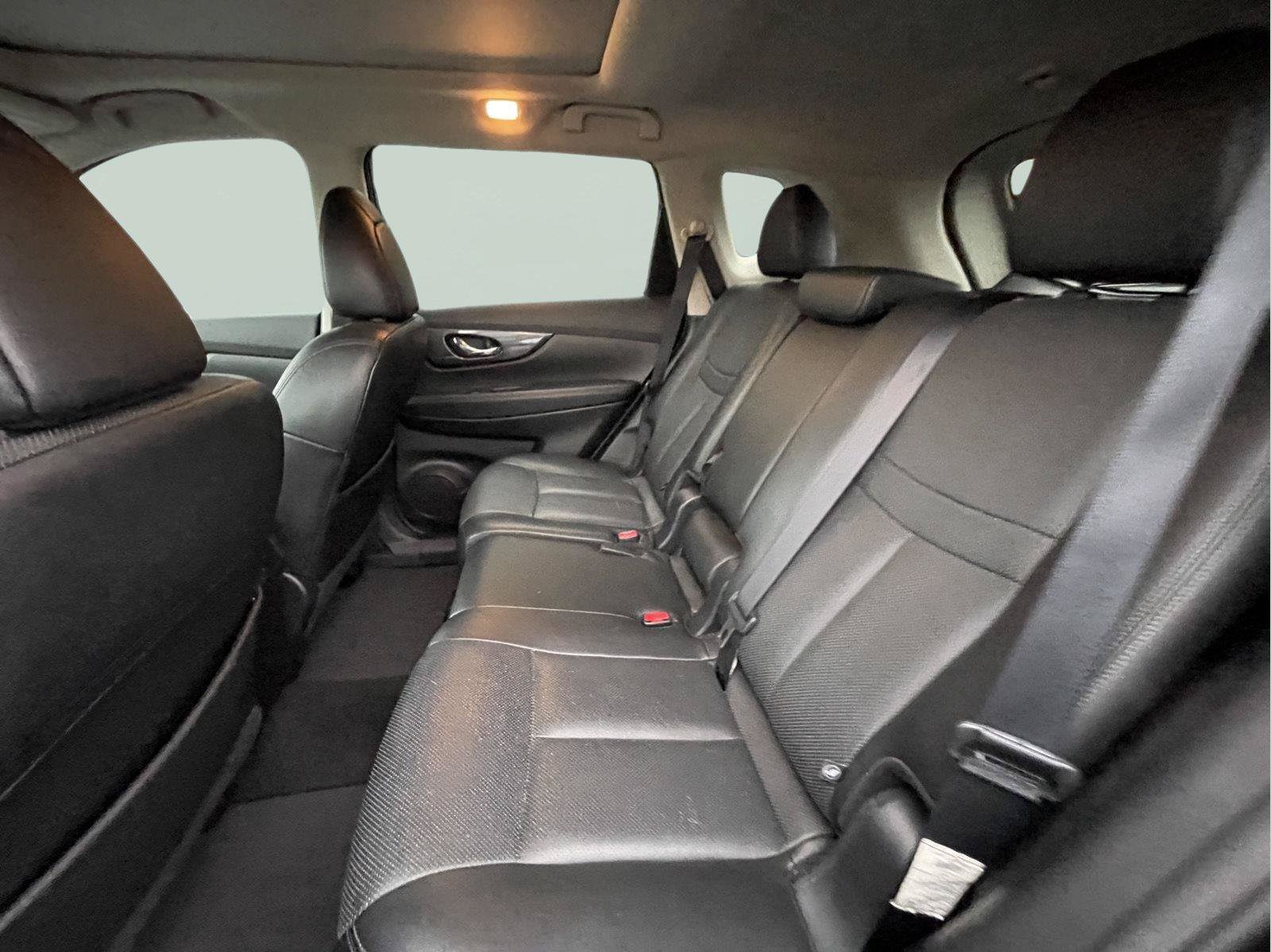 Used 2015 Nissan Rogue SL w/ SL Premium Package AWD/4WD image 15
