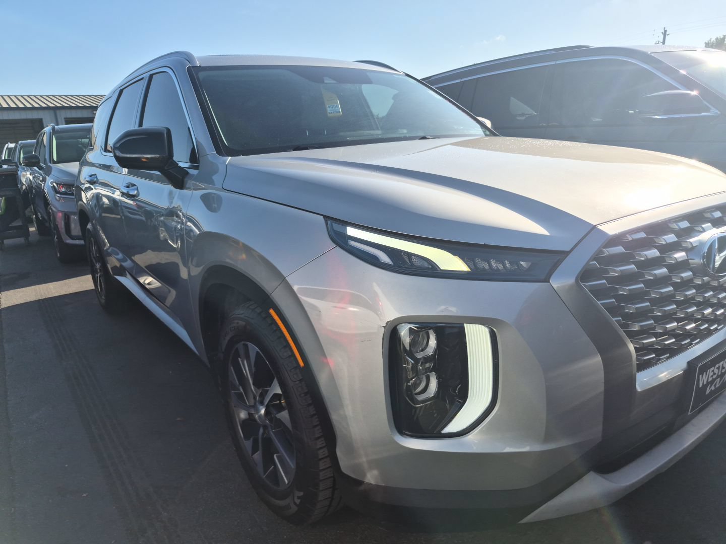 Used 2021 Hyundai Palisade SEL FWD image 2