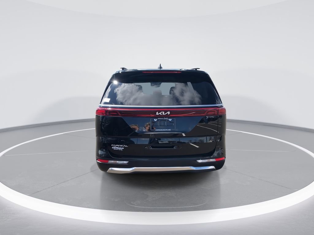 Used 2024 Kia Carnival SX image 7