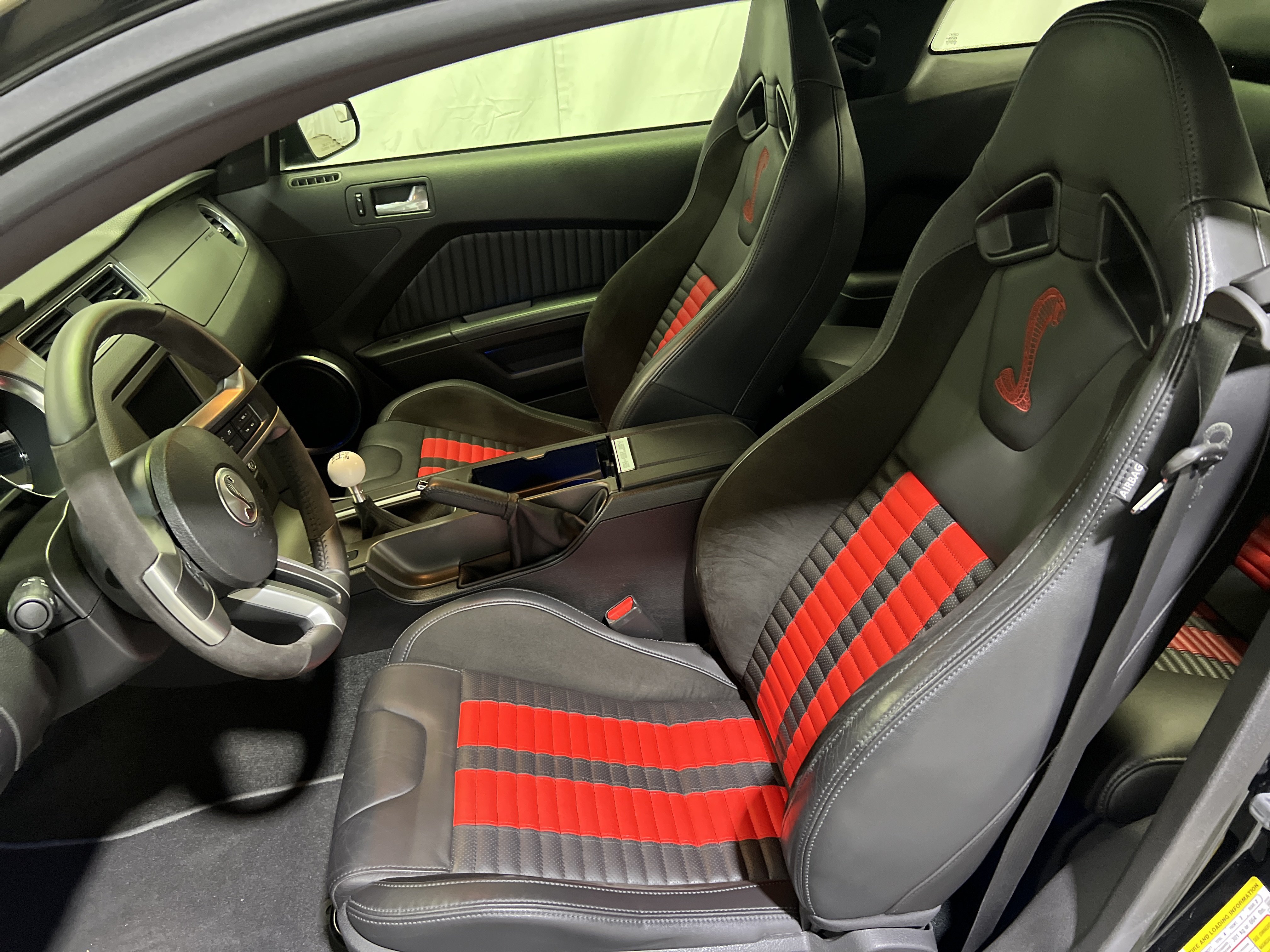Used 2013 Ford Mustang Shelby GT500 RWD image 17