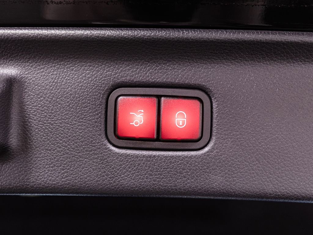 Used 2024 Mercedes-Benz S 63 AMG S image 36