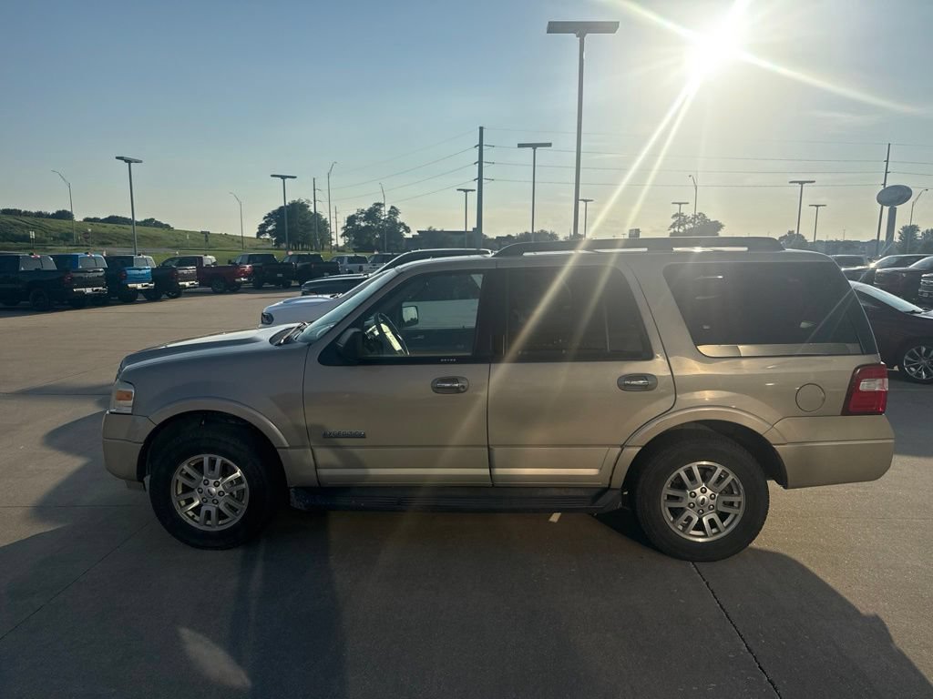 Used 2008 Ford Expedition XLT AWD/4WD image 8