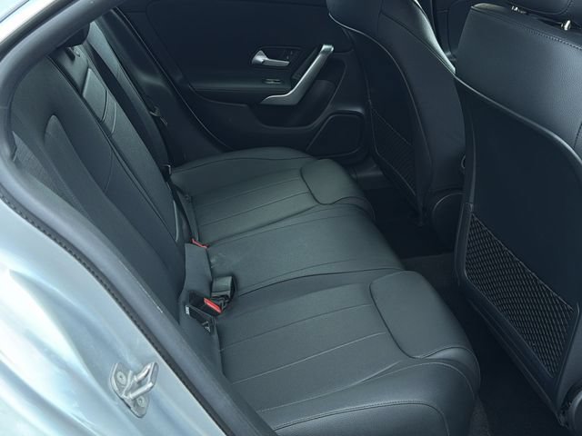 Used 2025 Mercedes-Benz CLA 250 image 36