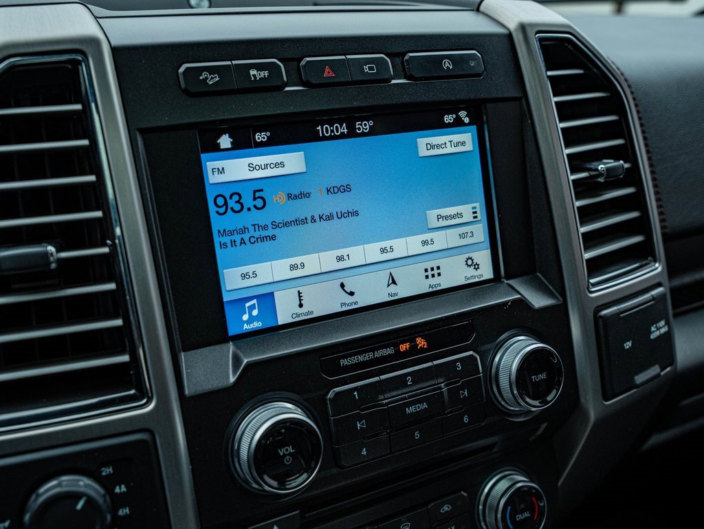 Used 2018 Ford F150 Platinum w/ Equipment Group 701A Luxury image 24