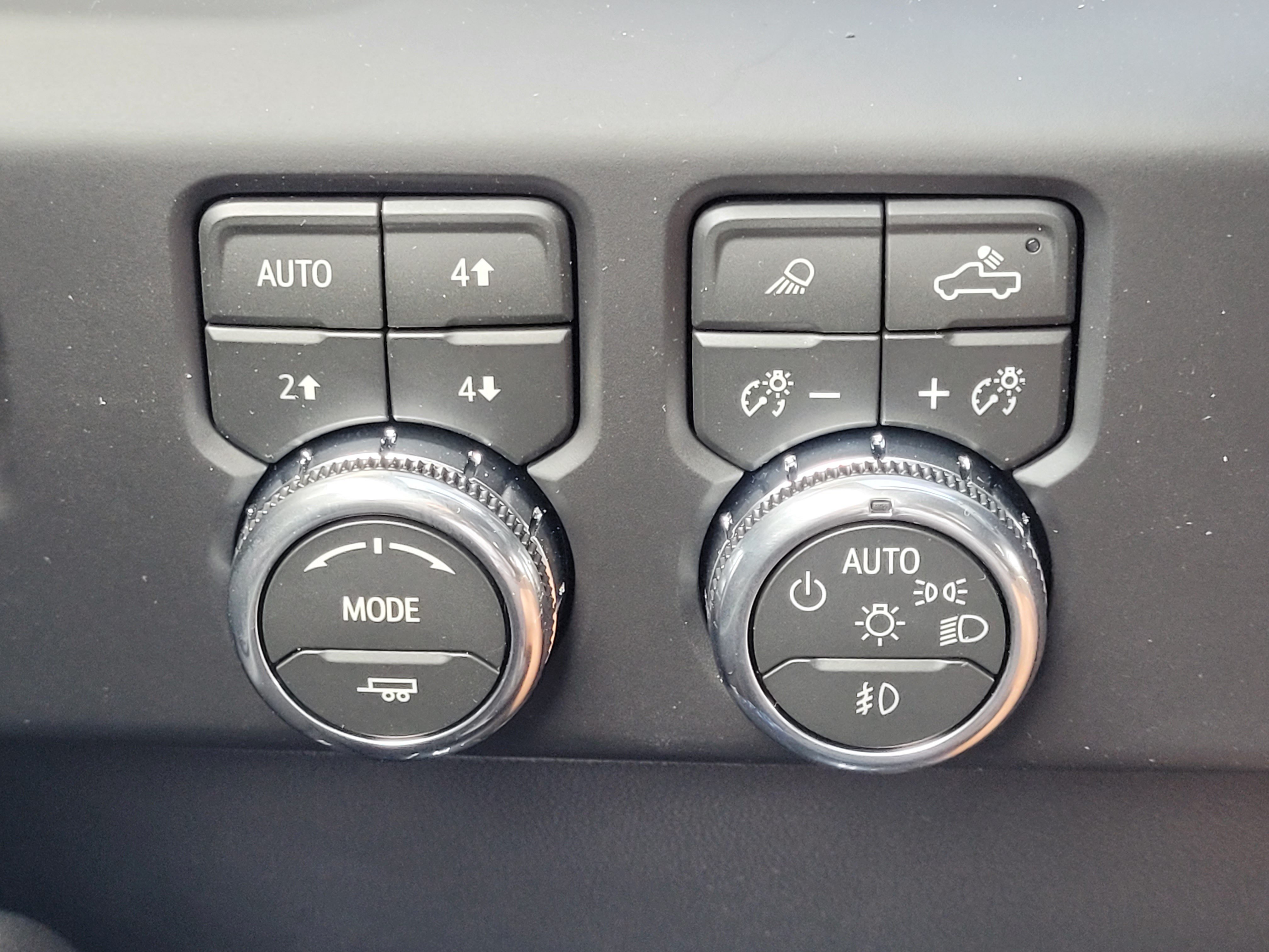 New 2026 GMC Sierra 1500 AT4 w/ AT4 Premium Package AWD/4WD image 18