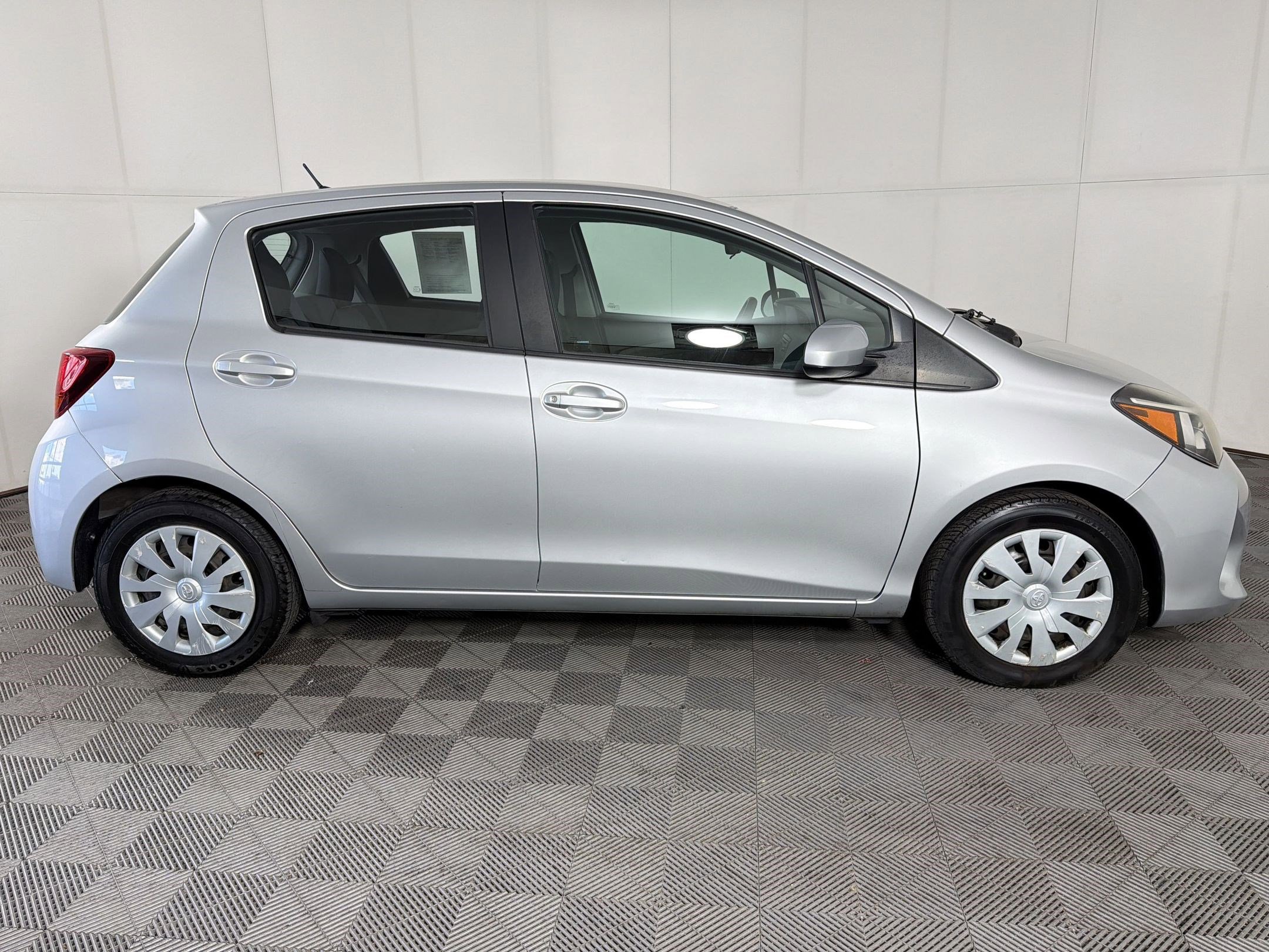 Used 2017 Toyota Yaris L w/ Carpet Mat Package image 8