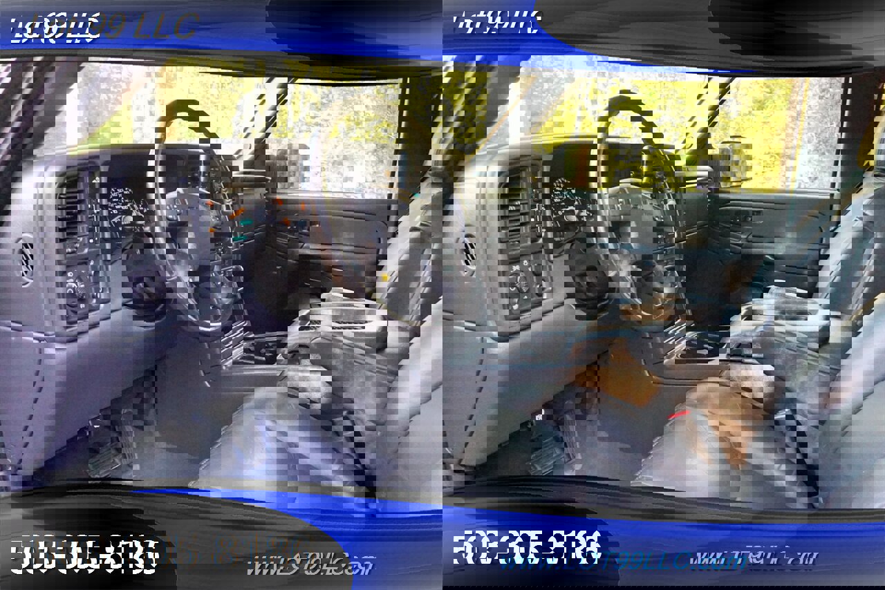 Used 2005 GMC Sierra 3500 SLT w/ Heavy-Duty Power Package image 12