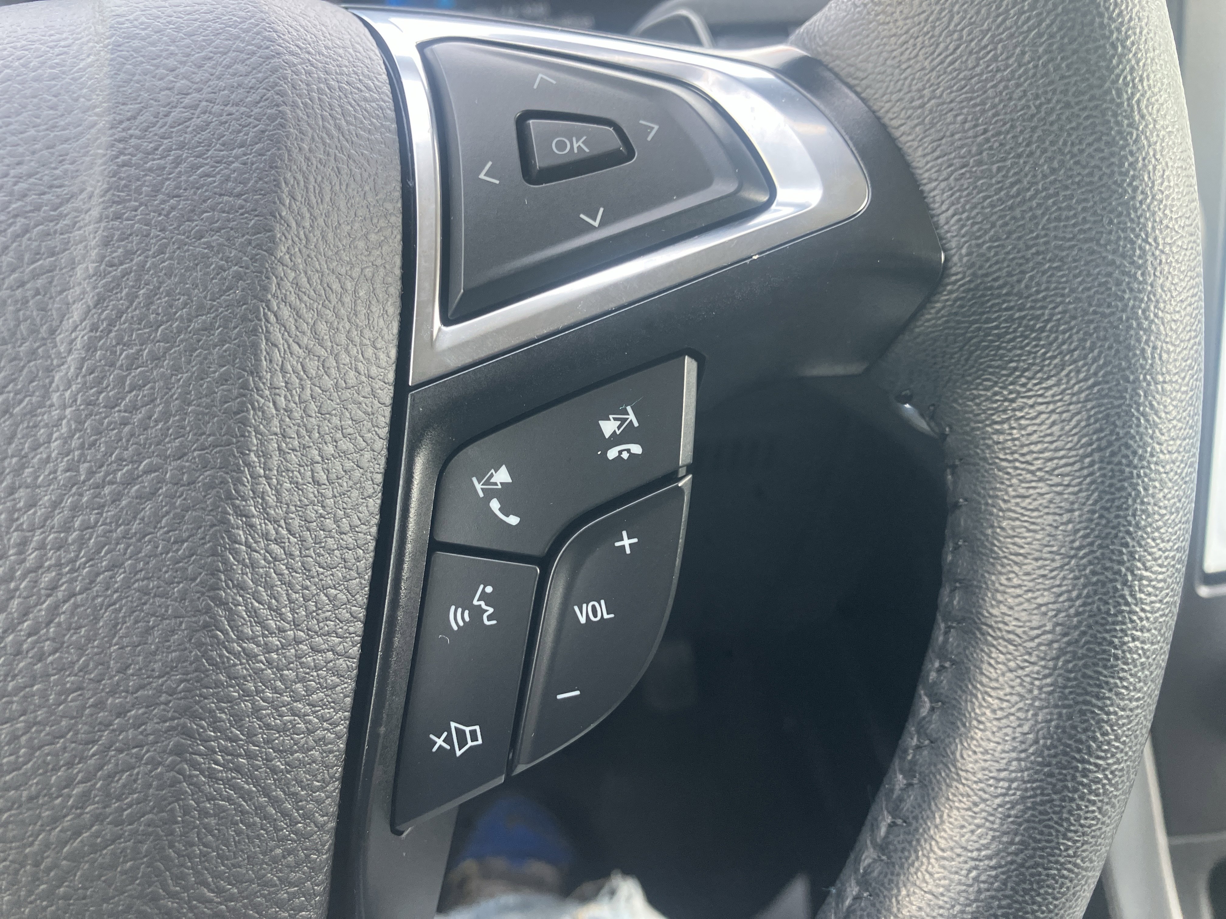 Used 2024 Ford Edge SEL w/ Convenience Package AWD/4WD image 27