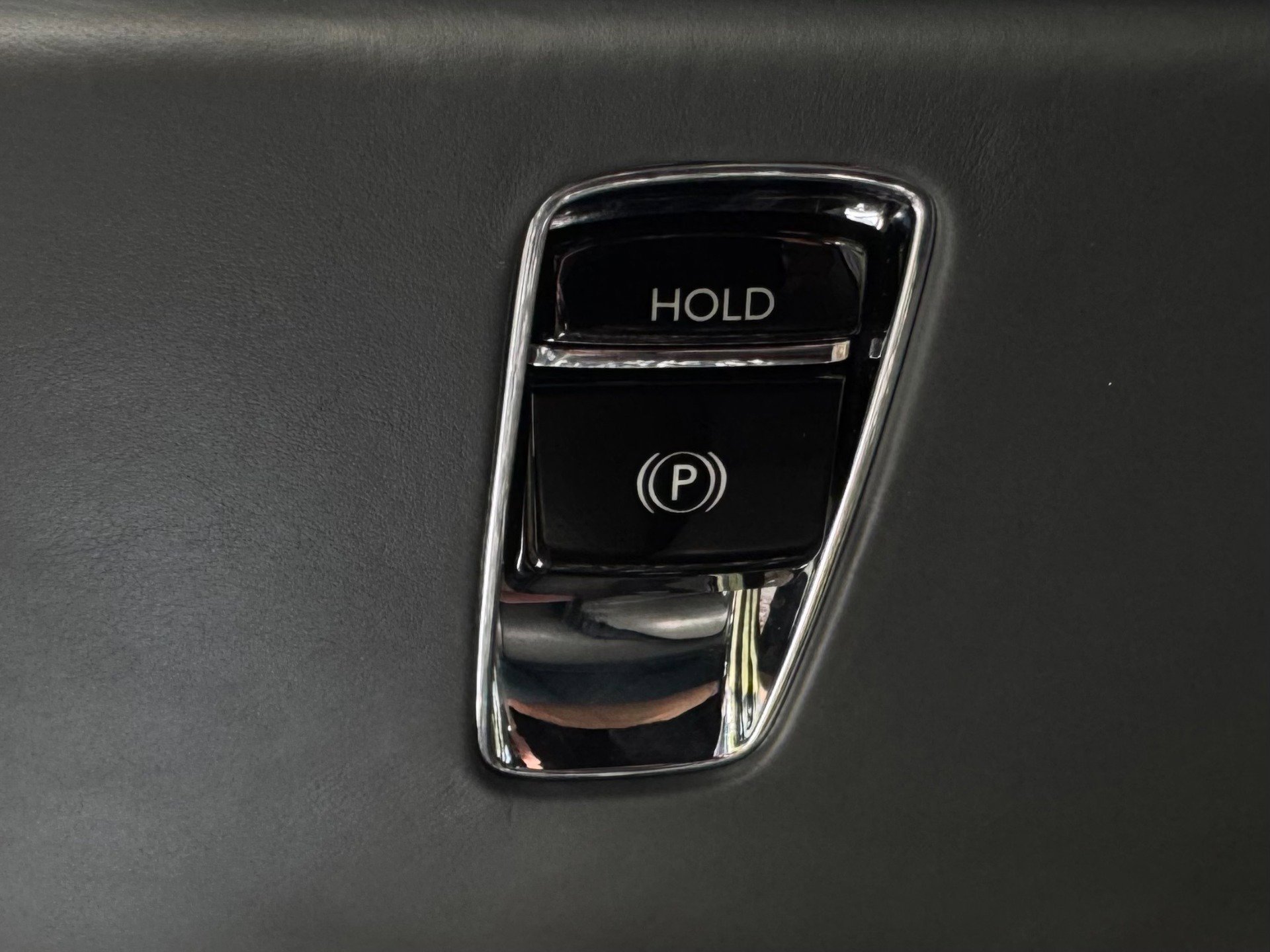 Used 2020 Rolls-Royce Cullinan 335K MSRP!! image 20