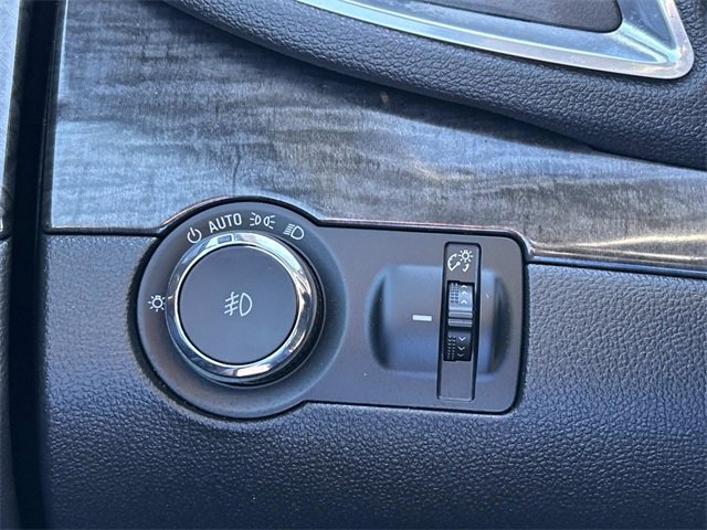 Used 2014 Buick Encore Premium image 29