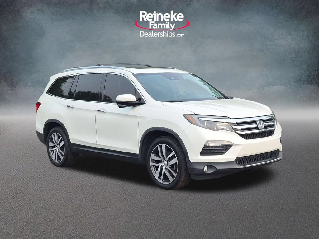 Used 2018 Honda Pilot Touring image 3