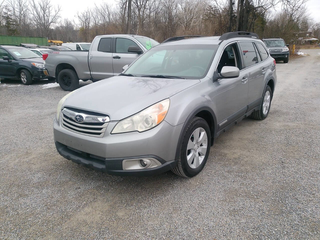 Used 2011 Subaru Outback 2.5i Premium image 1