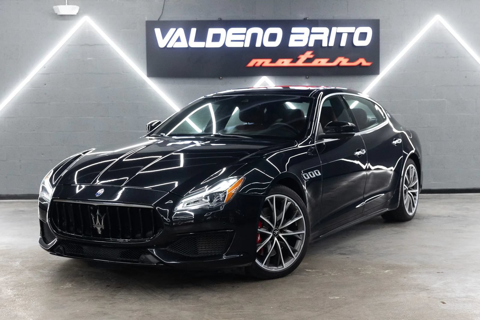 Used 2021 Maserati Quattroporte S RWD image 1
