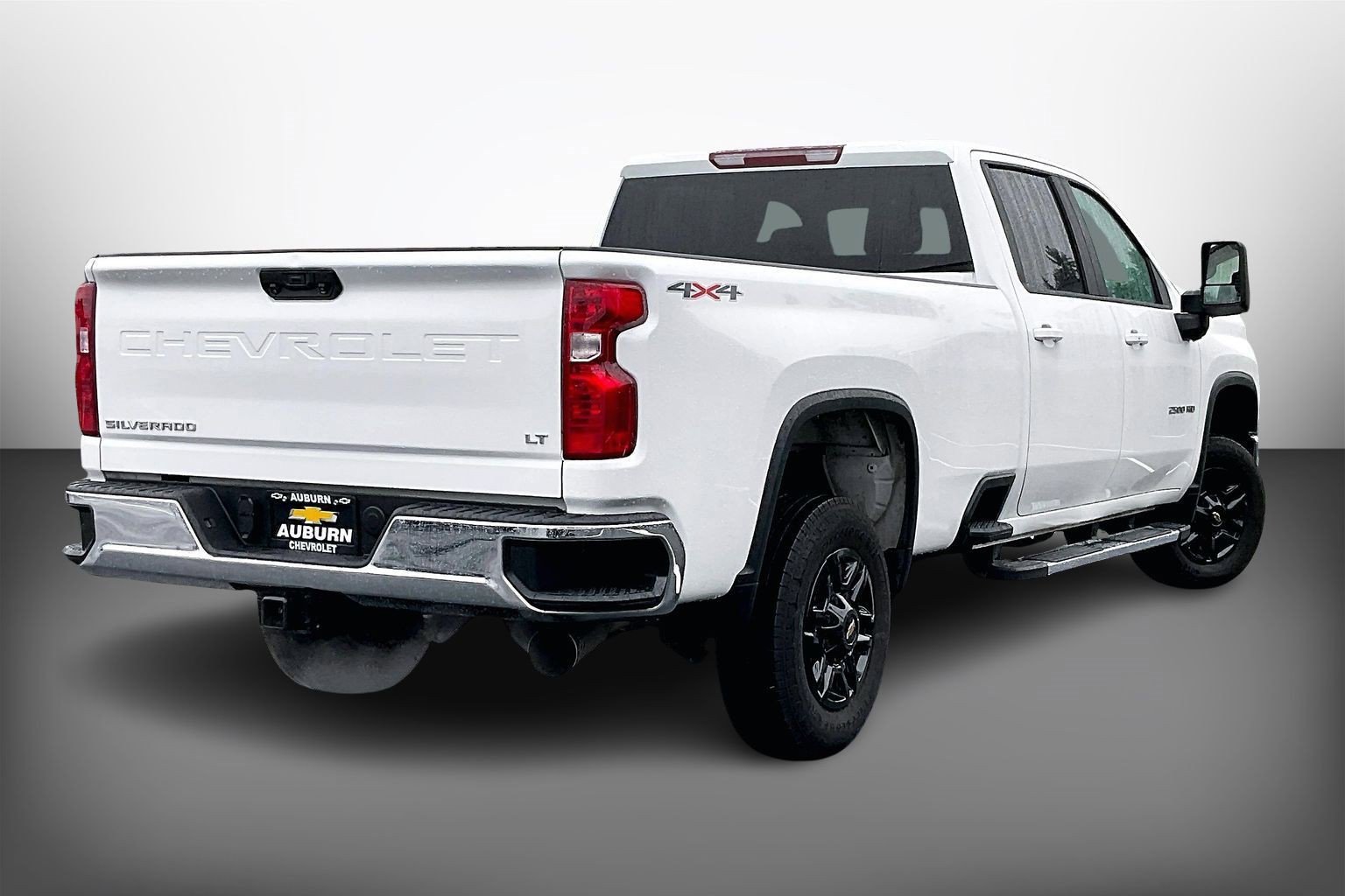 Used 2024 Chevrolet Silverado 2500 LT image 12