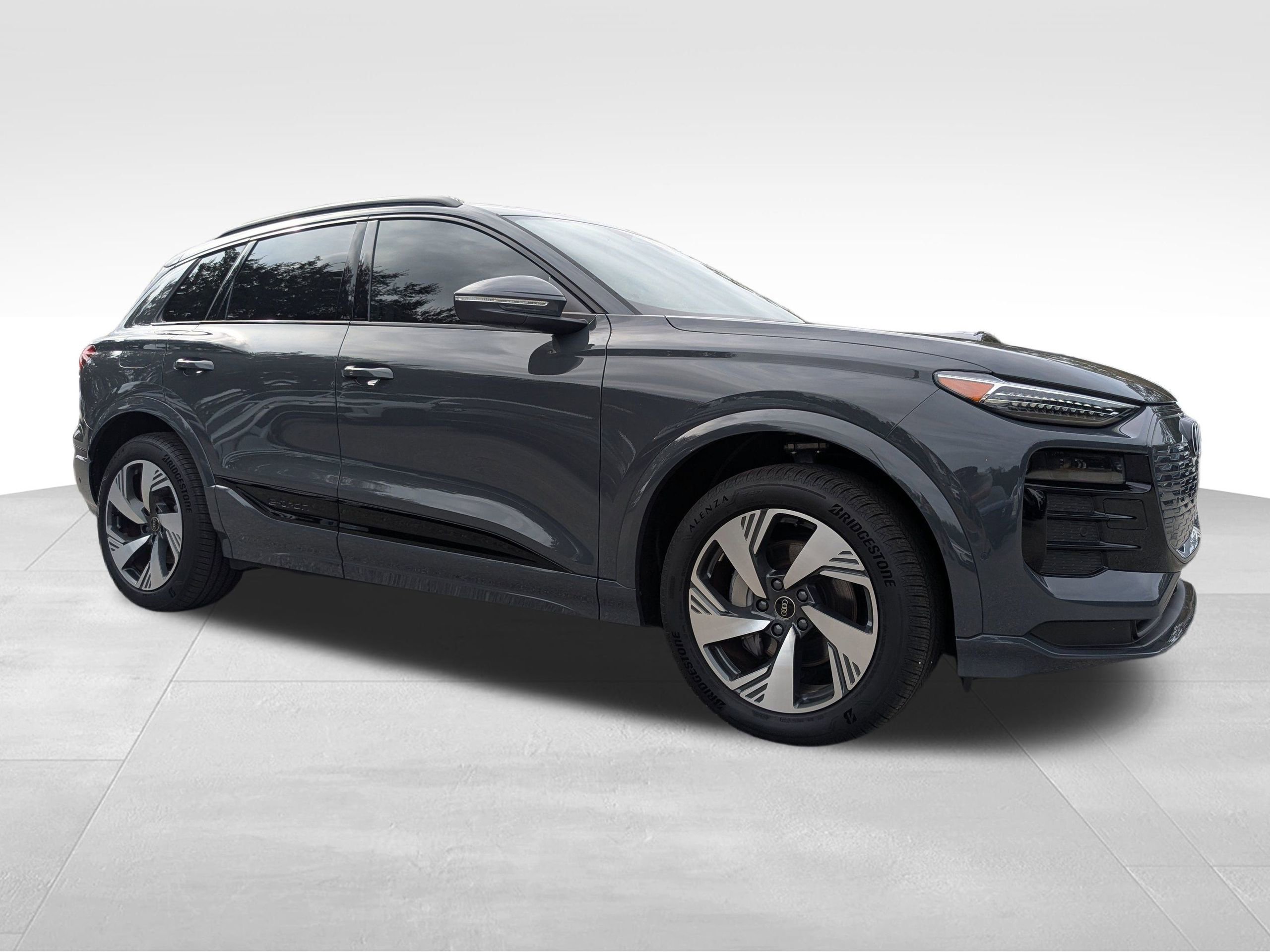 Used 2025 Audi Q6 e-tron Premium Plus w/ Premium Plus