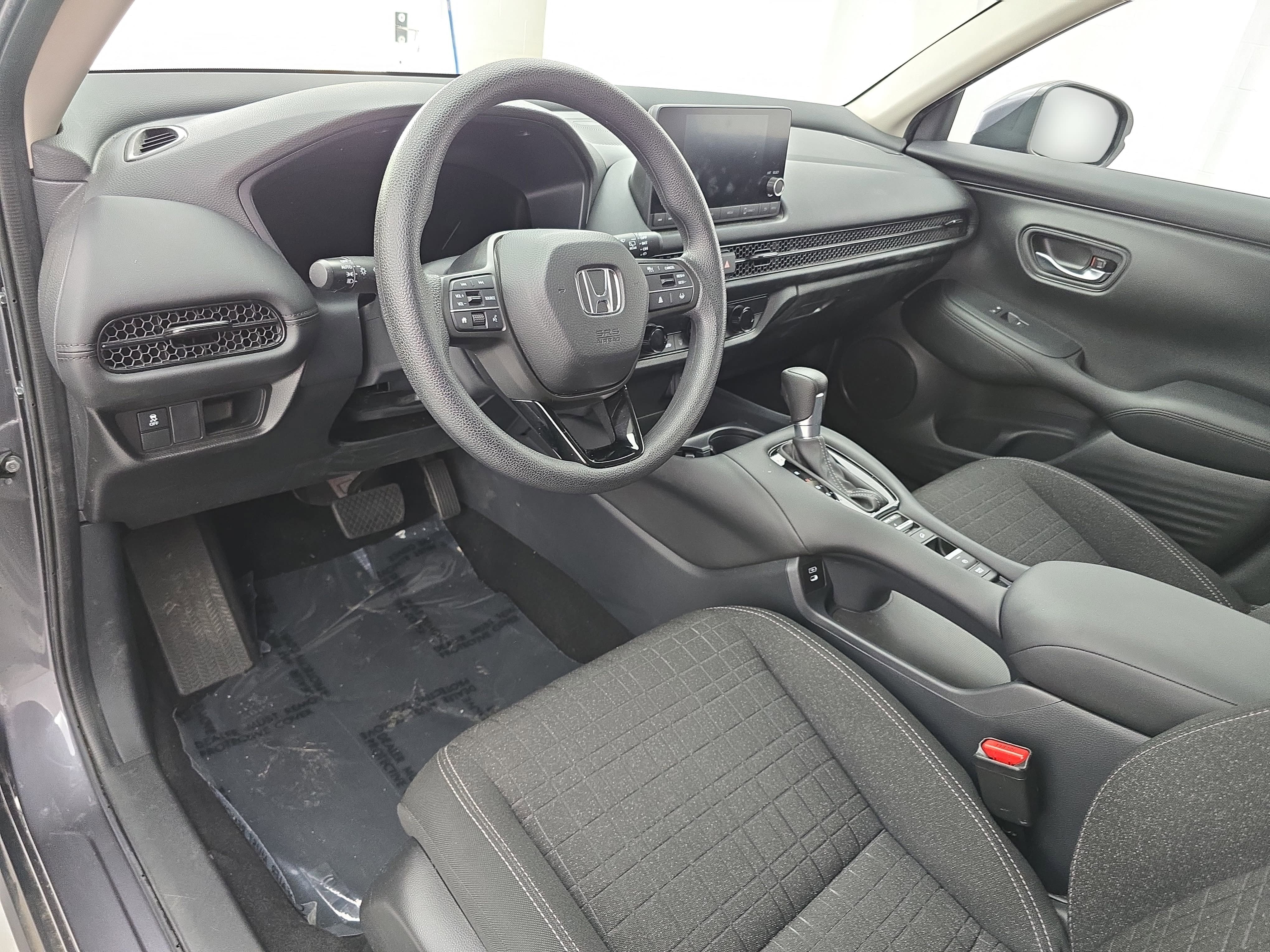 Used 2024 Honda HR-V LX image 15