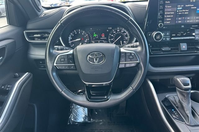 Used 2021 Toyota Highlander XSE image 16