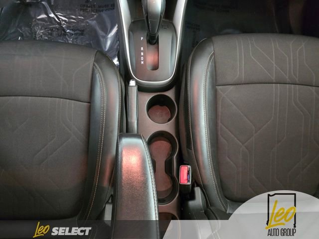 Used 2021 Chevrolet Trax LT w/ Driver Confidence Package AWD/4WD image 15