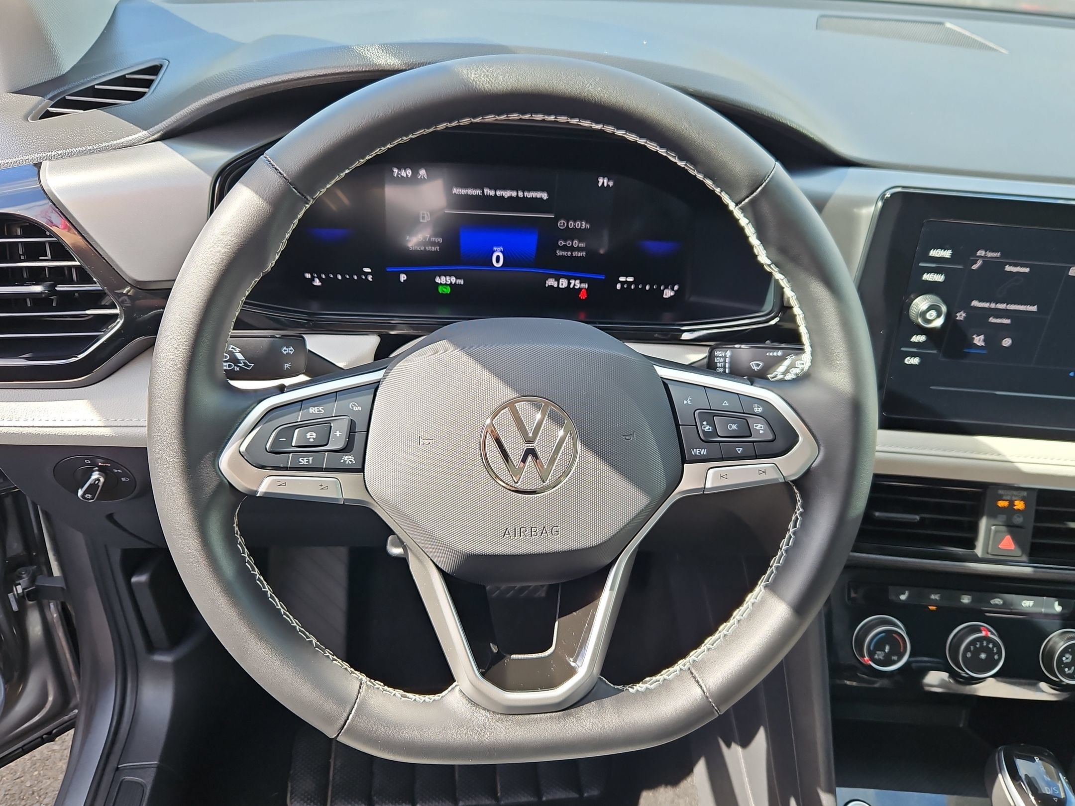Used 2025 Volkswagen Taos S AWD/4WD image 14