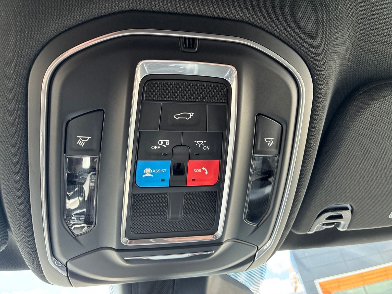 New 2026 Jeep Grand Wagoneer L Limited AWD/4WD image 32