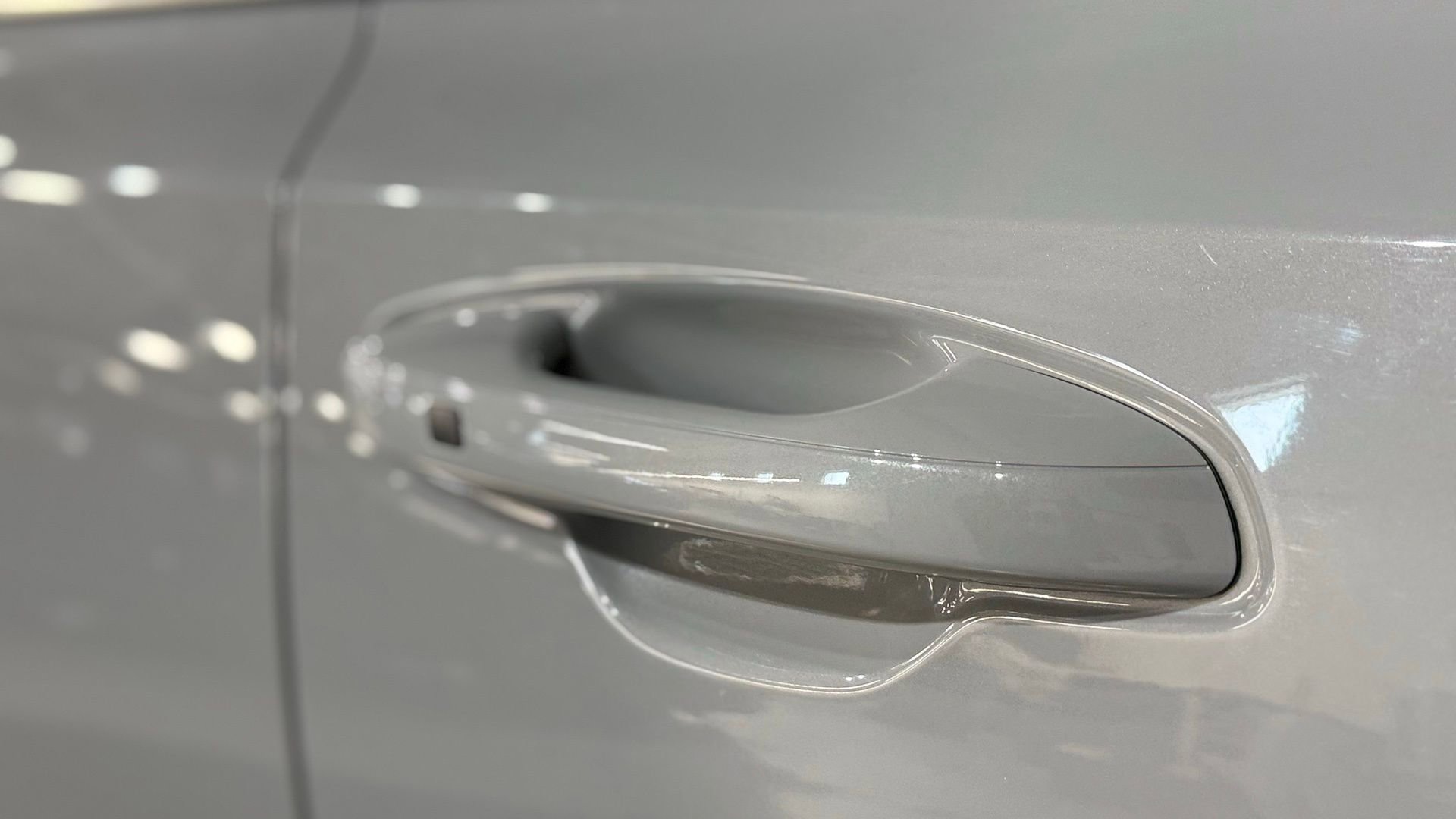 Used 2024 Kia Sorento S w/ Panoramic Sunroof Package image 14