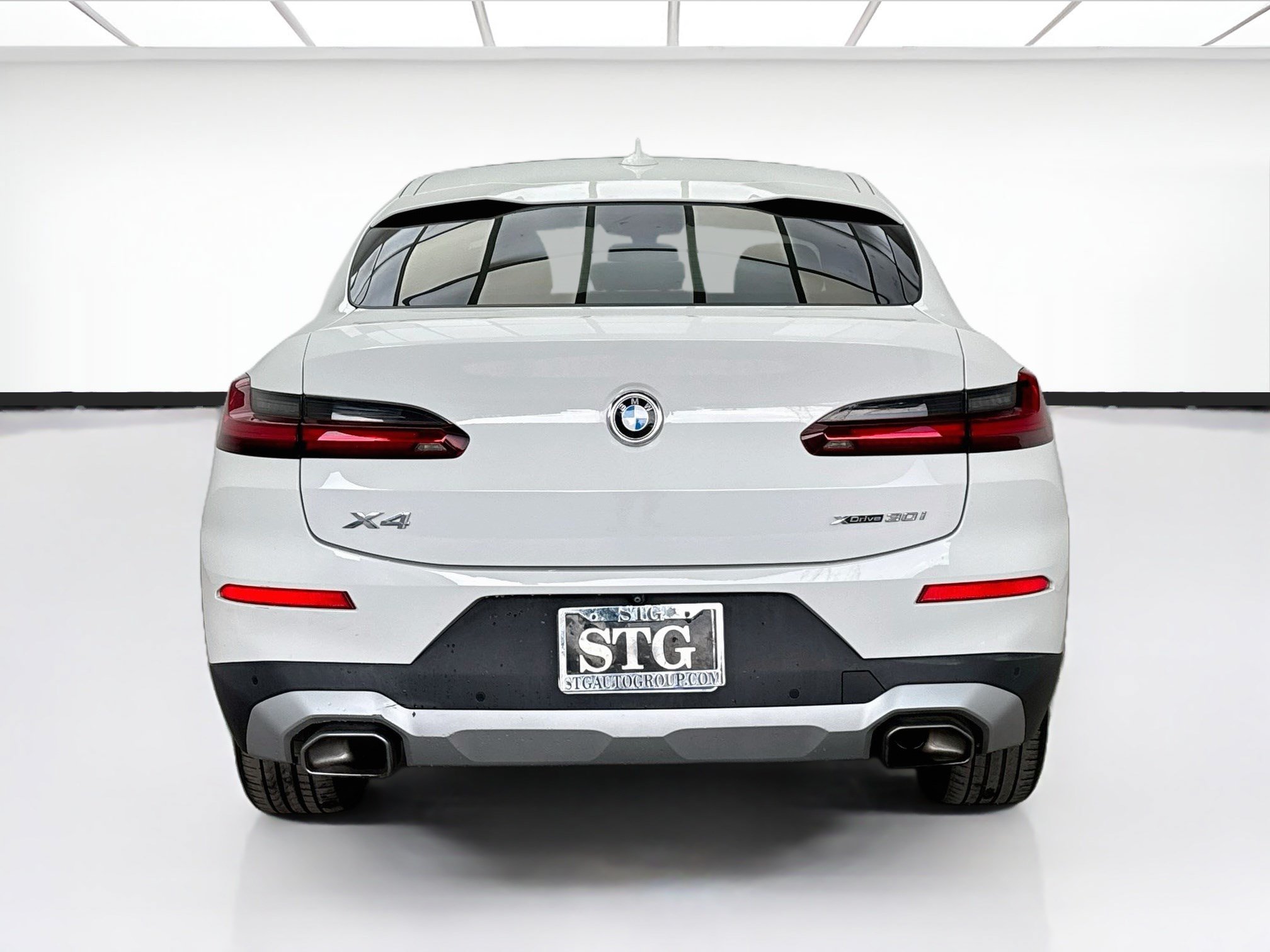 Used 2022 BMW X4 xDrive30i w/ Convenience Package AWD/4WD image 5