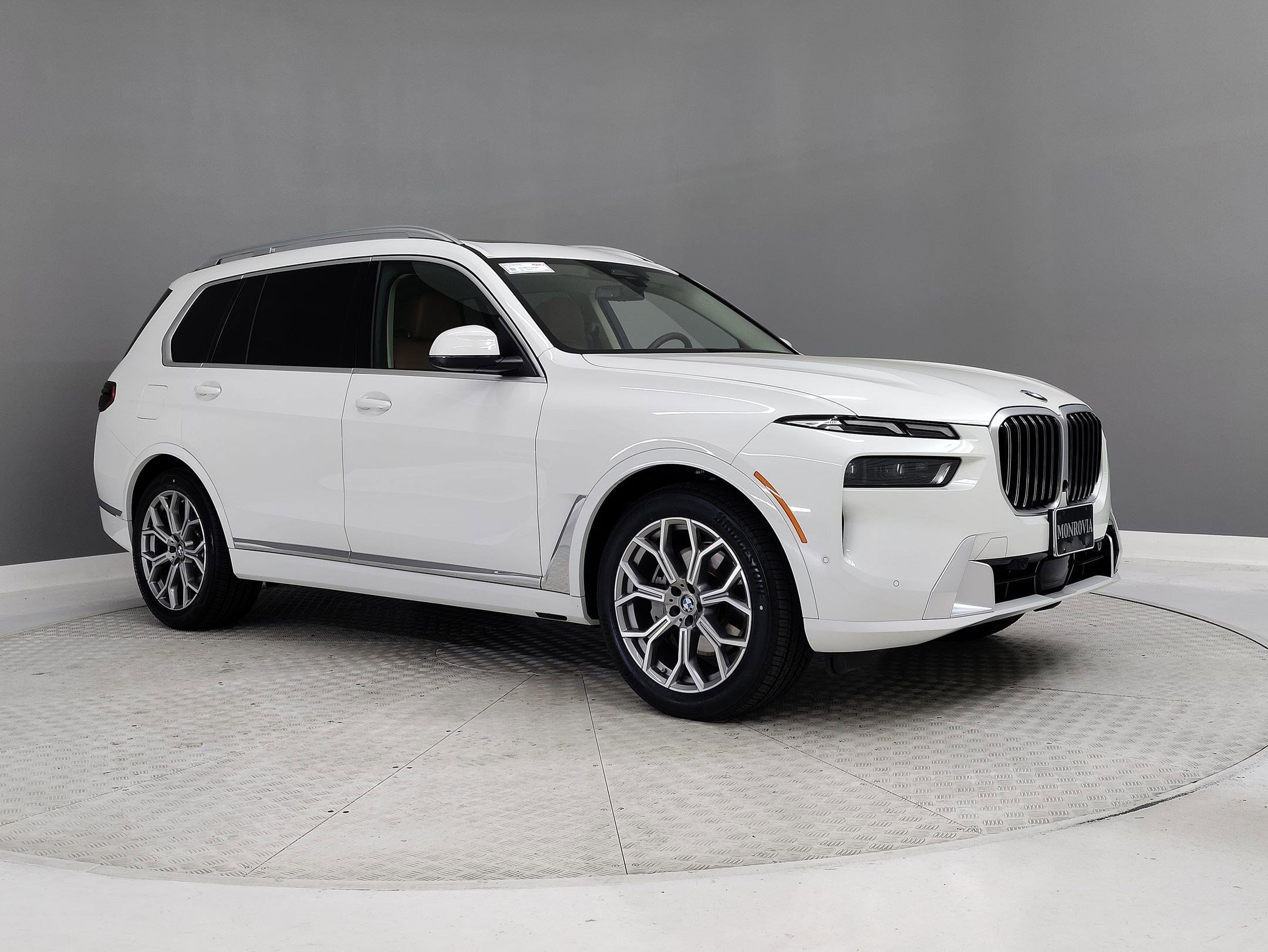 Certified 2024 BMW X7 xDrive40i w/ Parking Assistance Package image 33