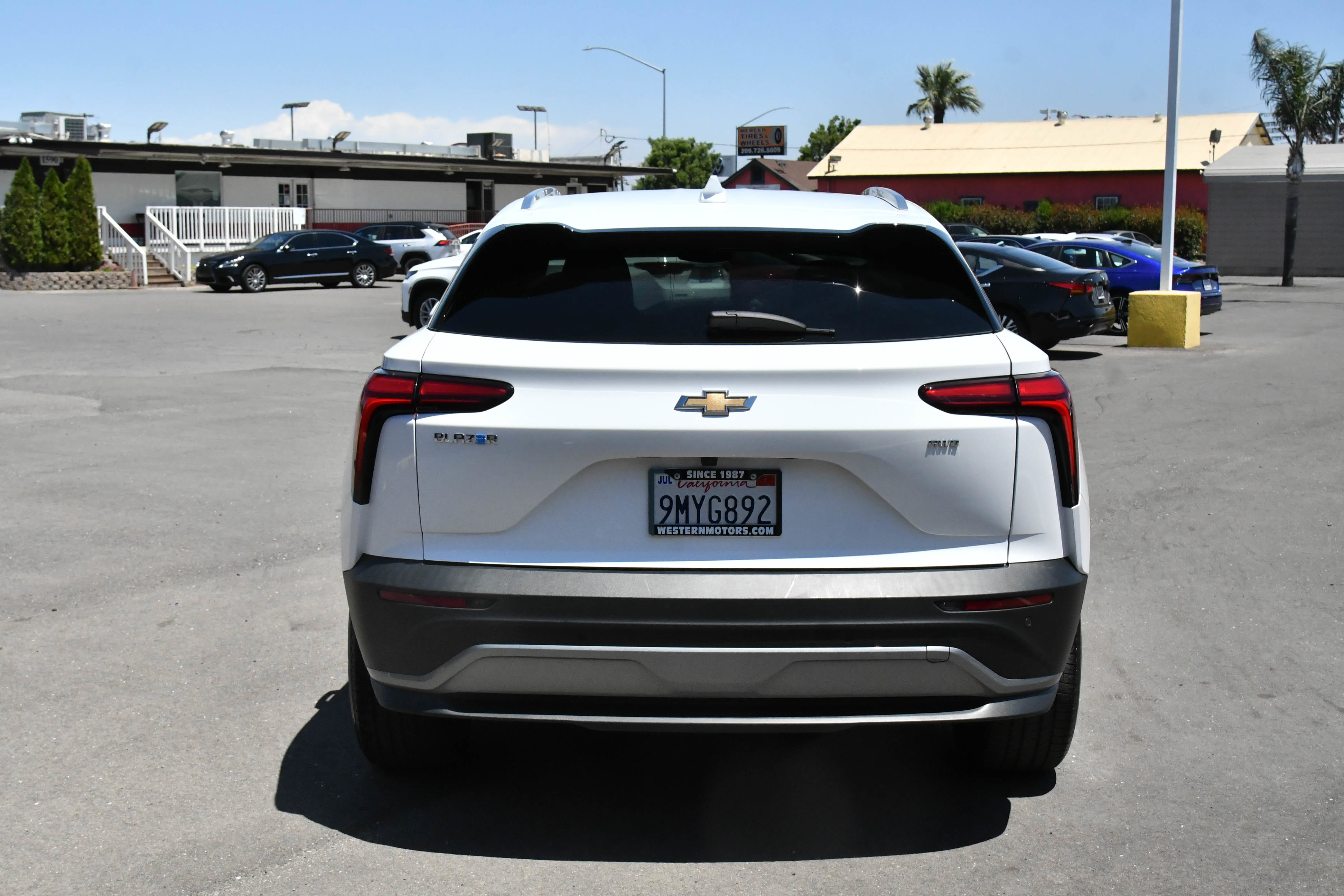 Used 2024 Chevrolet Blazer EV LT AWD/4WD image 7