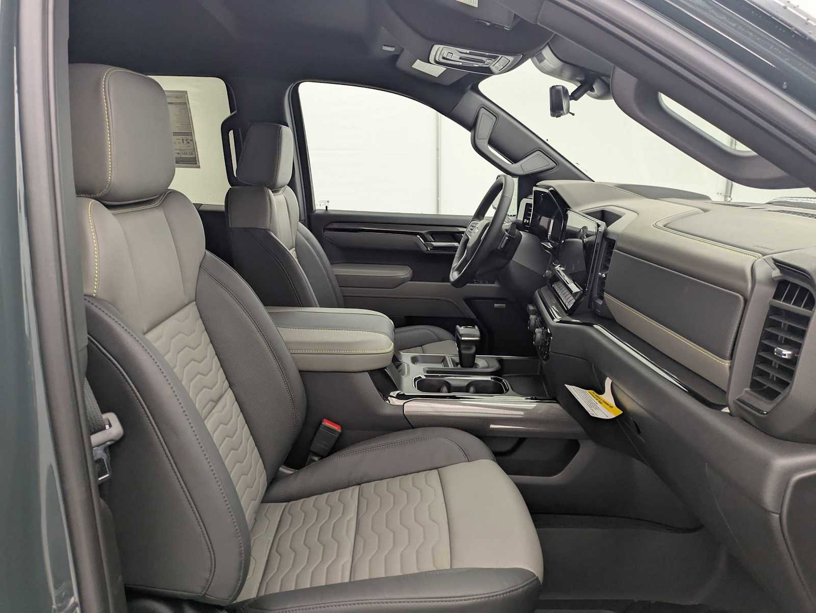 New 2026 Chevrolet Silverado 1500 ZR2 w/ Dark Appearance Package image 23