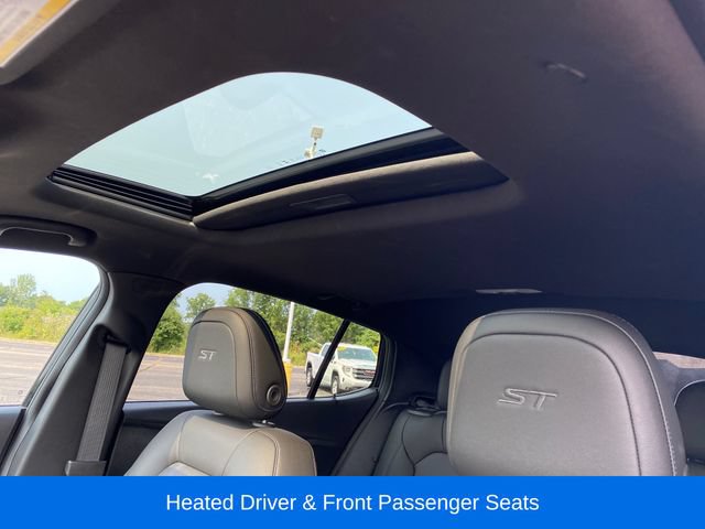 Certified 2025 Buick Envista Sport Touring w/ Experience Buick Package FWD image 15