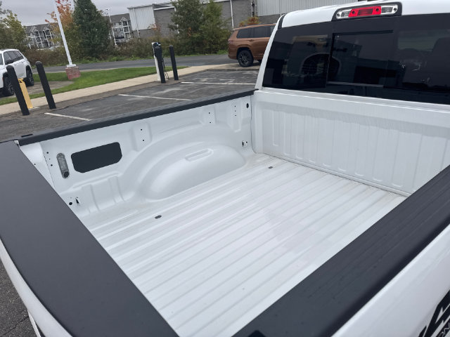 New 2026 RAM 1500 Laramie w/ Night Edition AWD/4WD image 9