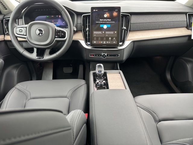 New 2026 Volvo XC90 B5 Plus w/ Protection Package Premier image 12
