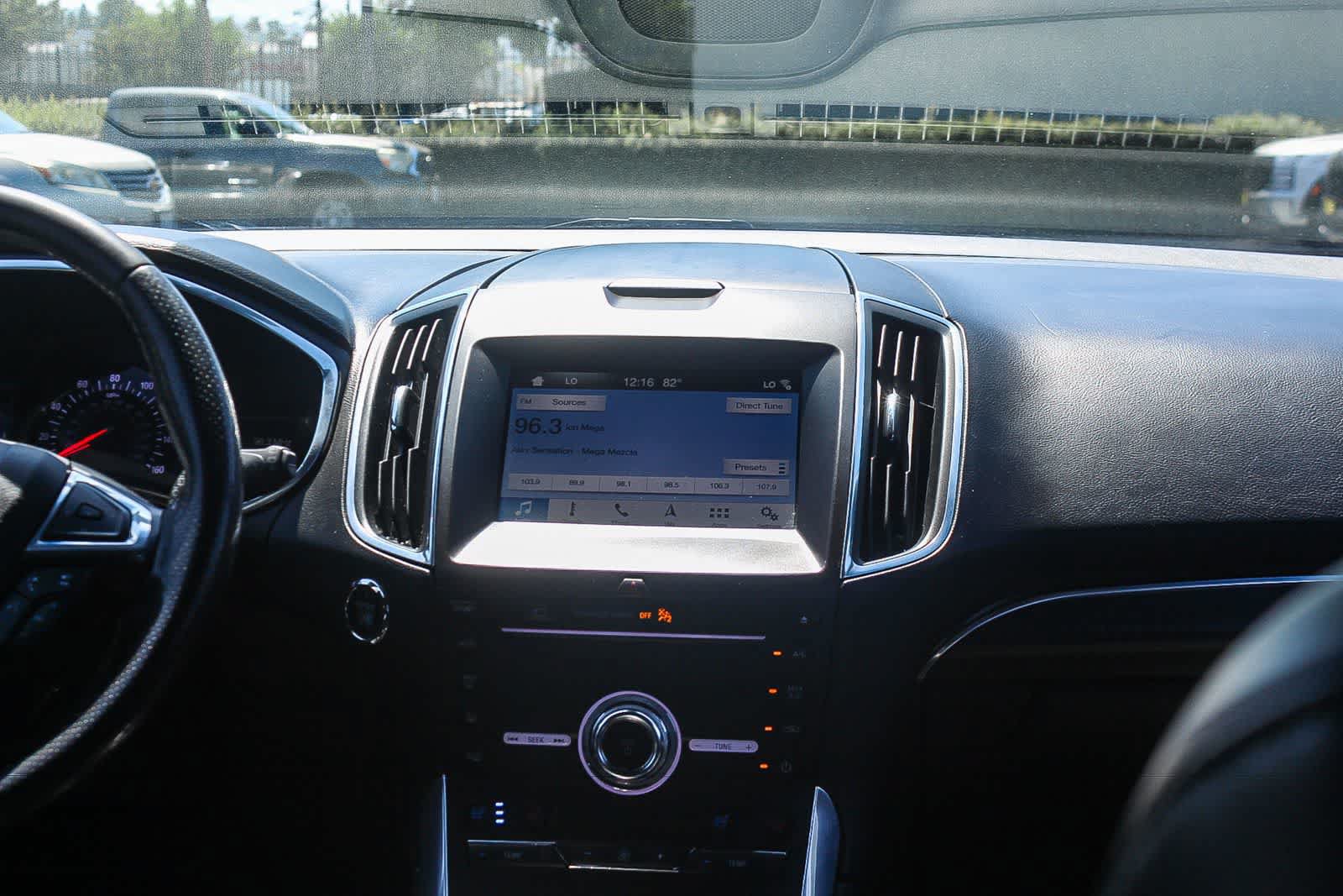 Used 2019 Ford Edge ST w/ Equipment Group 401A AWD/4WD image 17