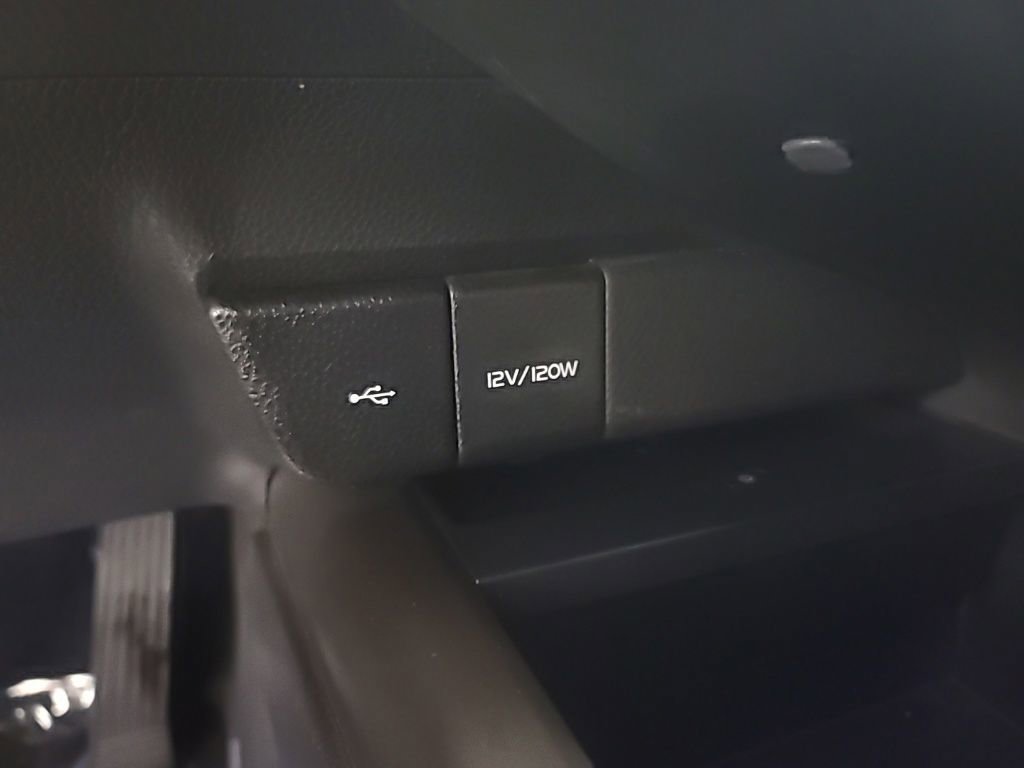 Used 2022 Toyota Camry XSE FWD image 35
