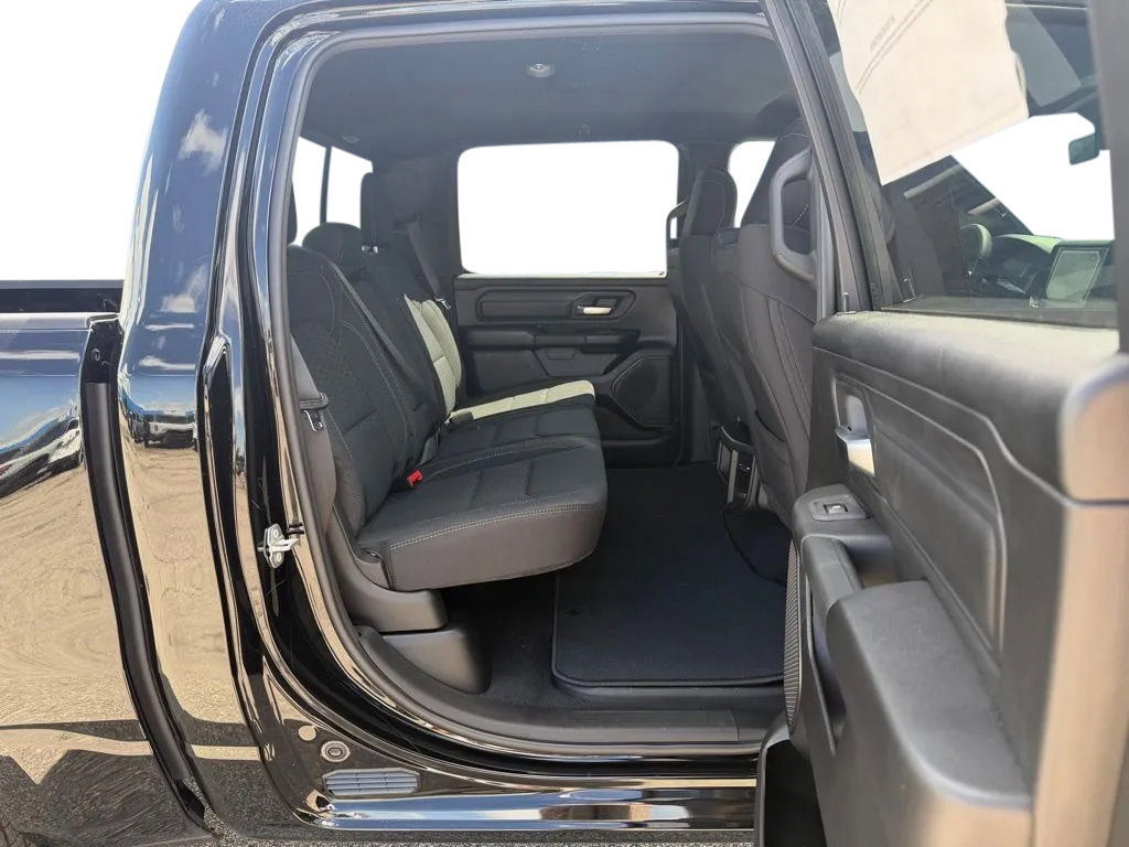 New 2026 RAM 1500 Tradesman AWD/4WD image 30