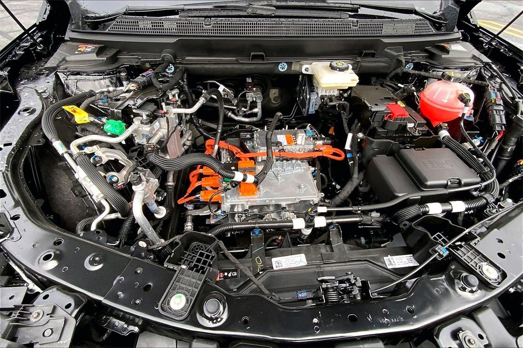 New 2026 Cadillac Optiq Luxury 1 image 17