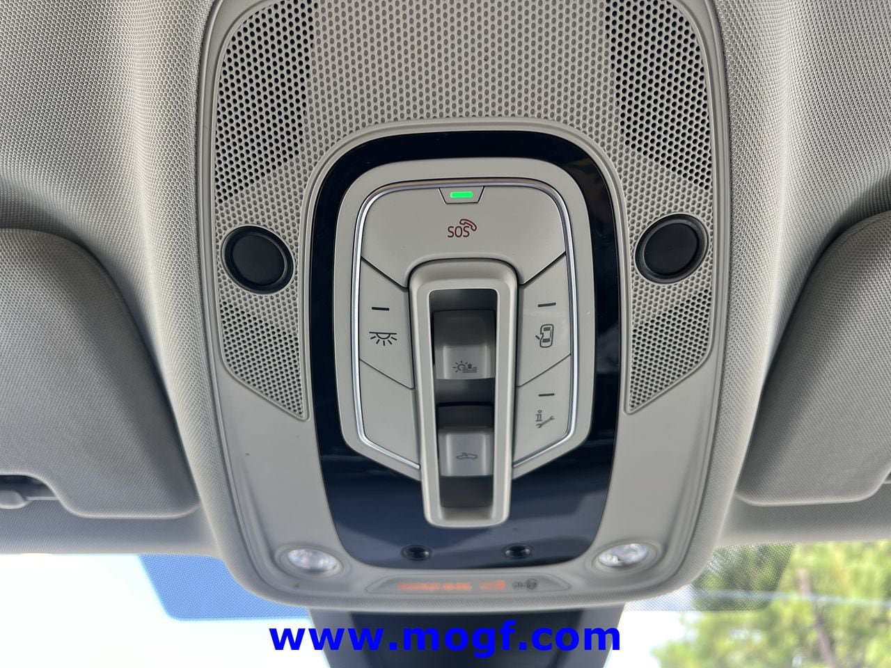 Used 2025 Audi Q8 Premium AWD/4WD image 14