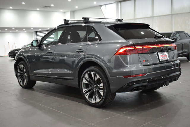 Used 2025 Audi Q8 Premium Plus w/ Premium Plus Package image 9