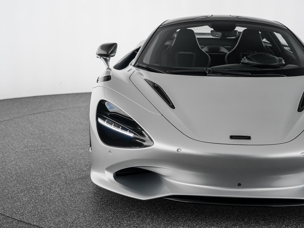 New 2027 McLaren 750S RWD image 38
