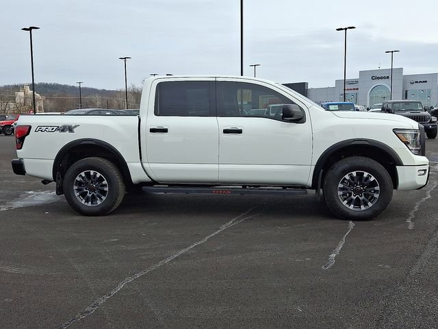 Used 2024 Nissan Titan PRO-4X w/ Off Road Protection Package image 11
