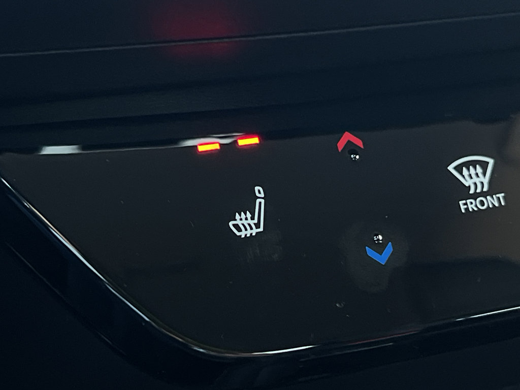 New 2026 Nissan Kicks SR w/ Illumination Package image 27