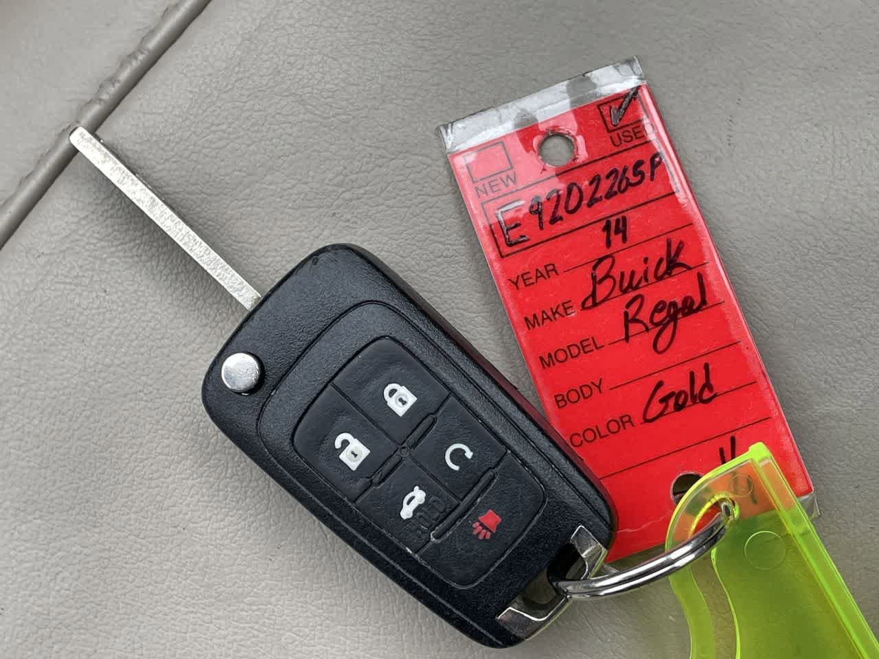 Used 2014 Buick Regal Premium FWD image 30