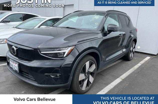 Used 2023 Volvo XC40 Recharge Ultimate w/ Protection Package Premier image 1