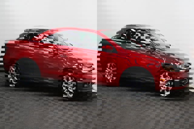 Used 2014 Volkswagen Eos Komfort FWD image 3