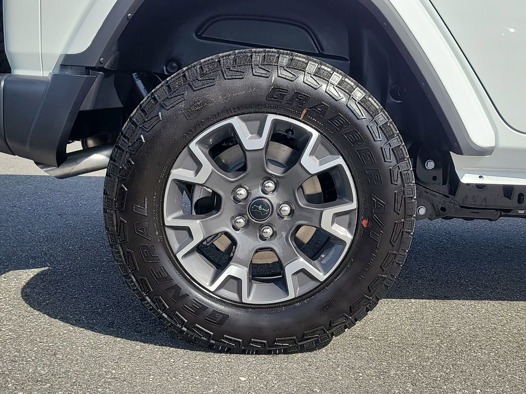 New 2026 Jeep Wrangler Unlimited Sahara w/ Safety Group AWD/4WD image 6