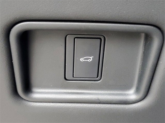 Certified 2025 Land Rover Range Rover Sport SE image 31