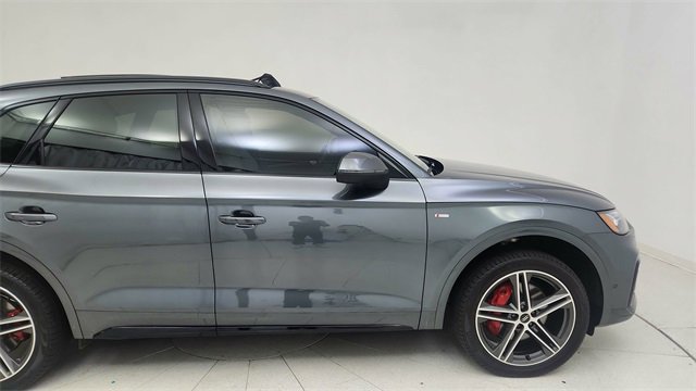 Used 2024 Audi Q5 e Prestige w/ Prestige Package image 8