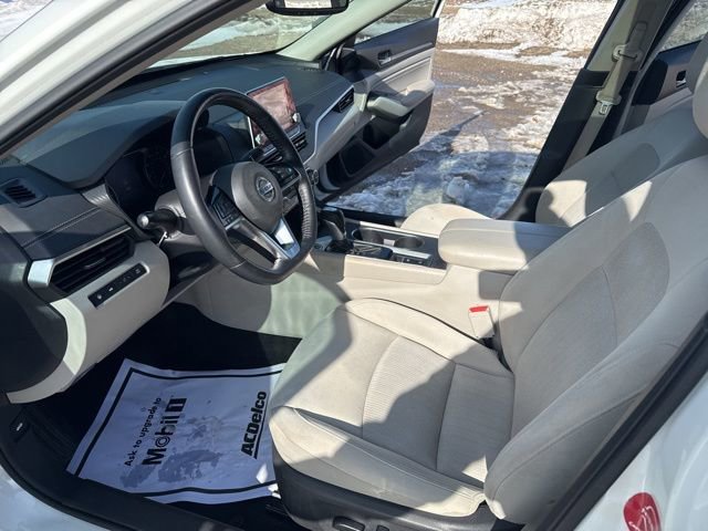 Used 2019 Nissan Altima 2.5 SV image 16